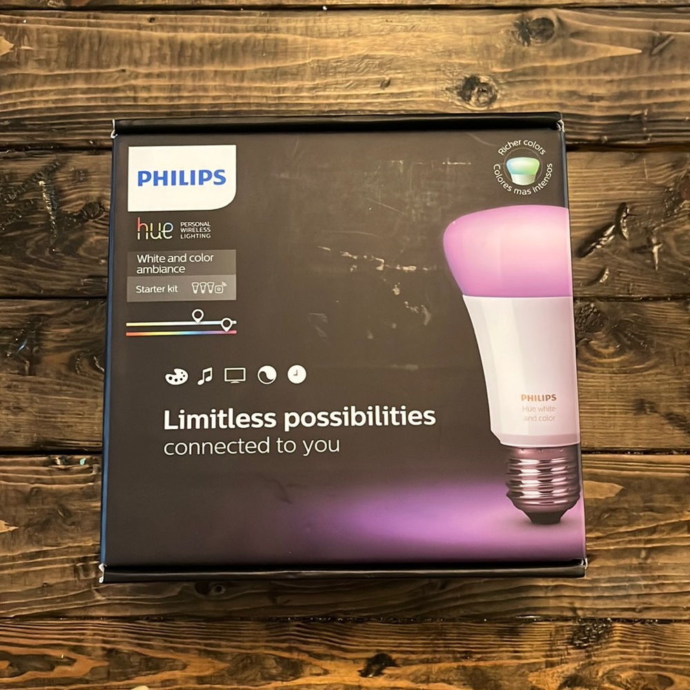 Phillips Hue Personal Wireless Lighting - NEW - 3 Lights & Hue Bridge